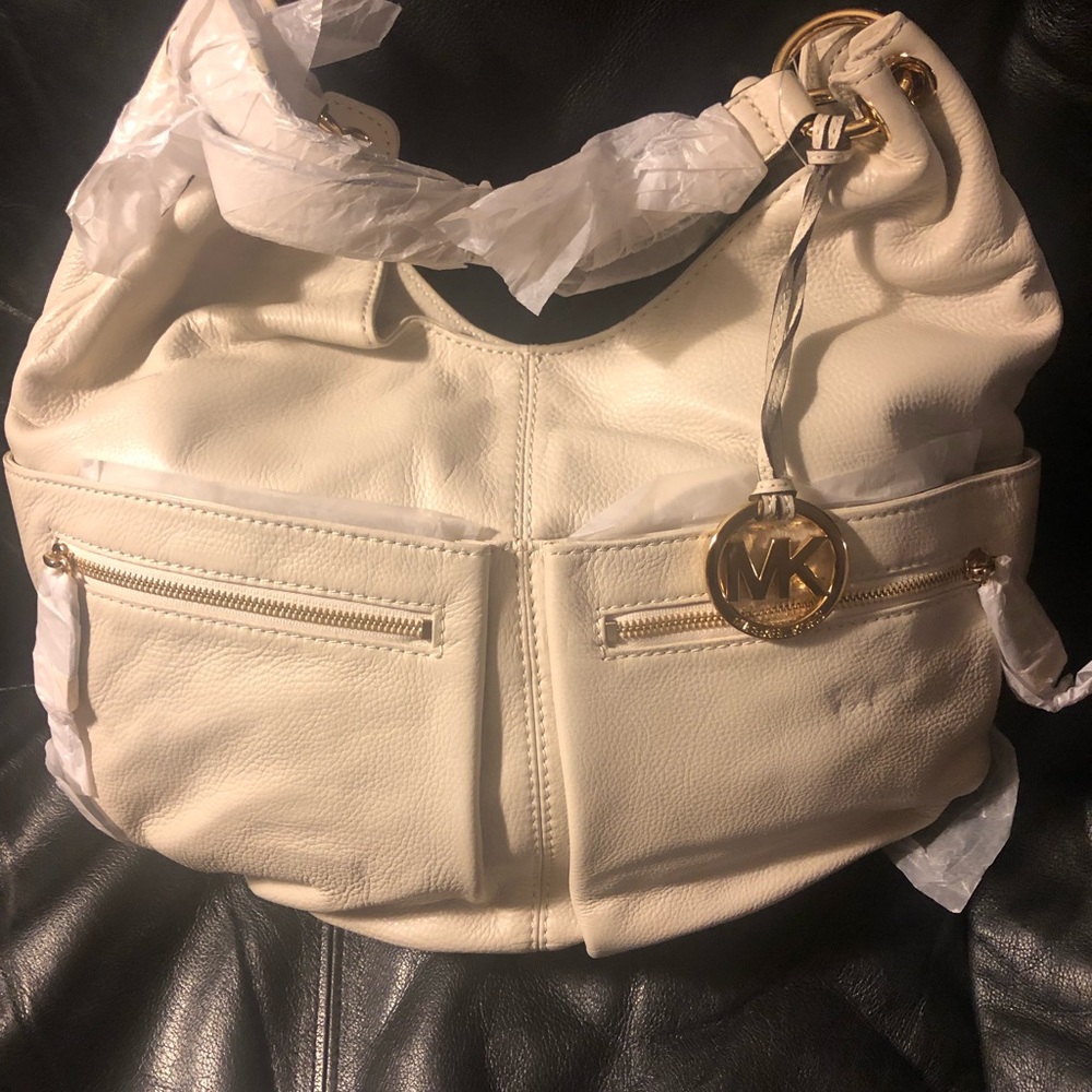 Michael Kors Vanilla Layton Bag